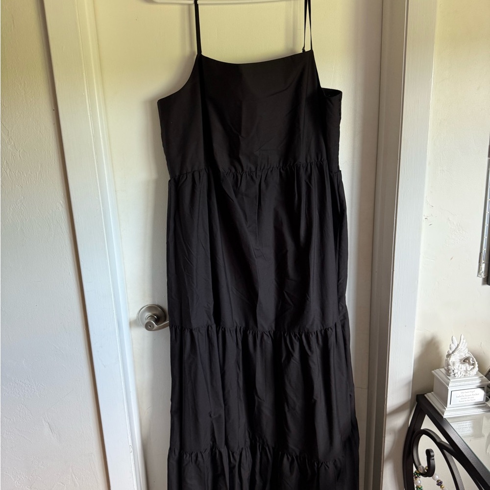 Elegant Black Maxi Dress